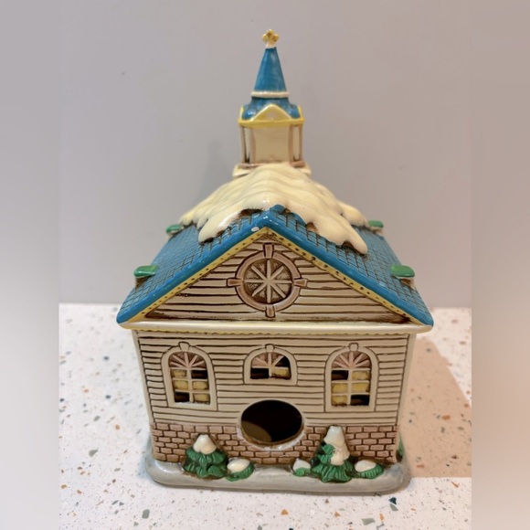 Vintage Colonial Village by Lefton Designed by Byron Wood‎ Church Village Decor - Picture 3 of 13